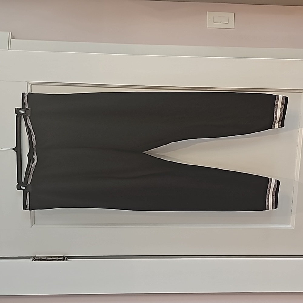 Fun leggings with details